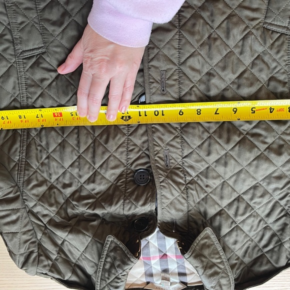 Burberry Olive Quilted Jacket - Picture 10 of 10